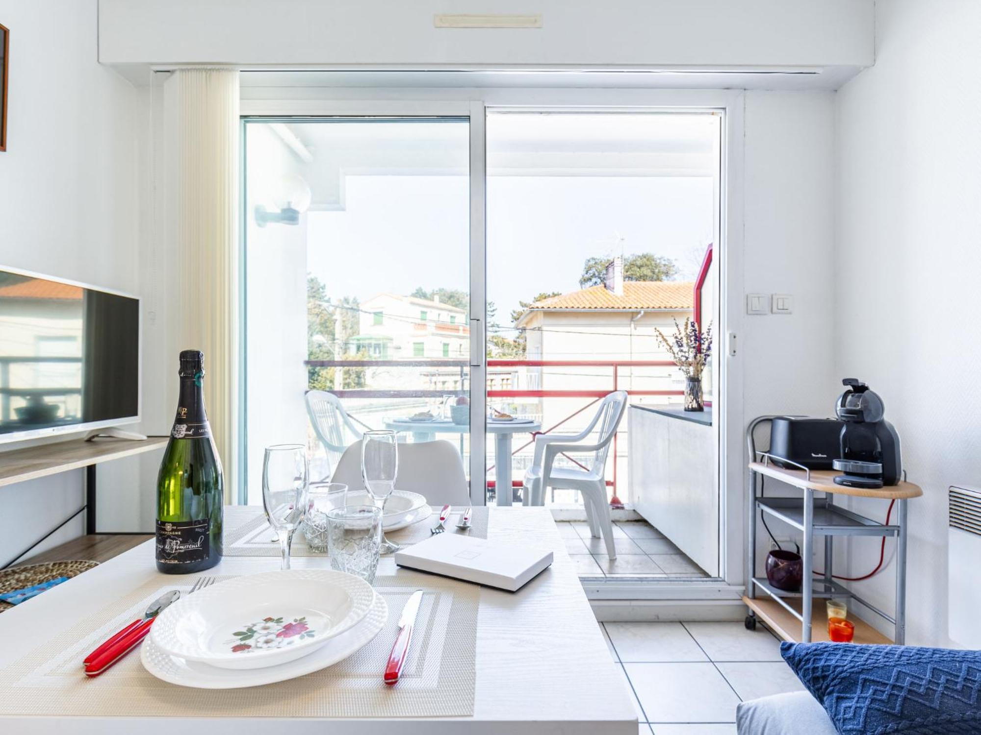 Les Sternes By Interhome * Royan